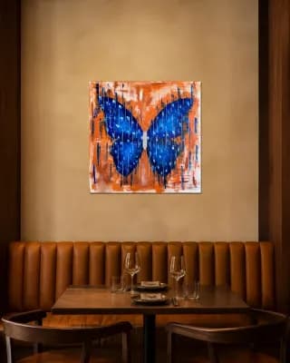 BUTTERFLY MATRIX SHINE shown in Restaurant