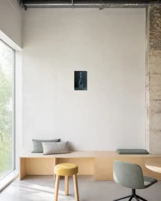 DOM PEROGNON Vintage shown in Creative Office