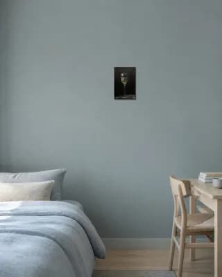 Vino Bianco shown in Bedroom / Study