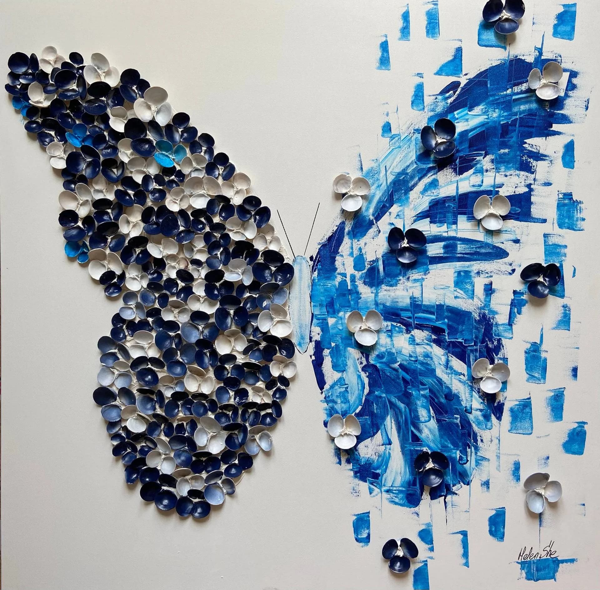 BUTTERFLY MATRIX SHELL BLUE — Helen She